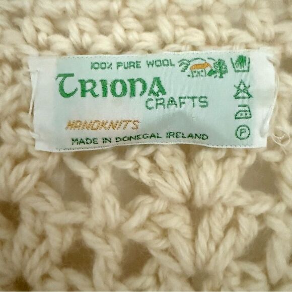 Donegal Ireland, Sweater Vest - Picture 6 of 7